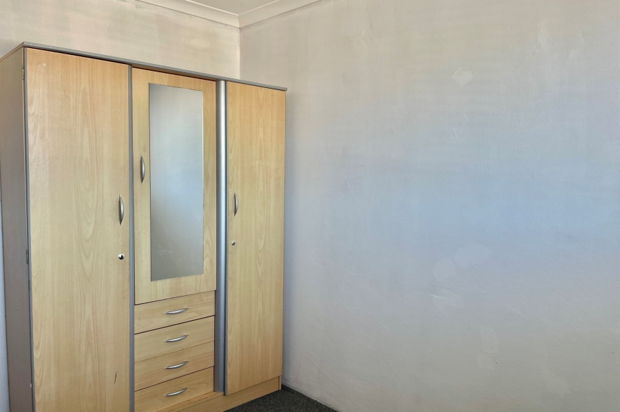 6 Bedroom Property for Sale in Strandfontein Western Cape